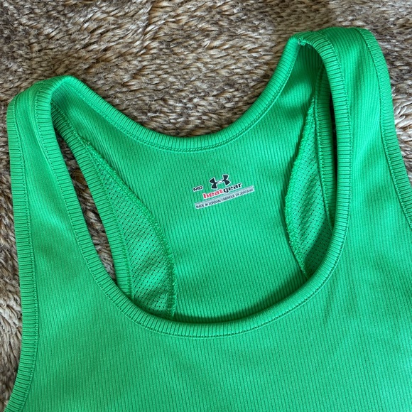 Under Armor - Ribbed Razor Back Heatgear Tank Top - Picture 2 of 2